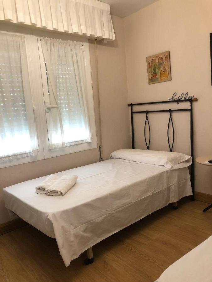 Habitacion Doble Hotell Estella Eksteriør bilde